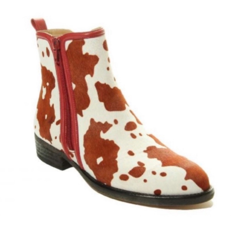 Vaneli Cowprint Ankle Boots
